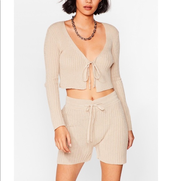 Tie knit cardigan and shorts set - Picture 2 of 5